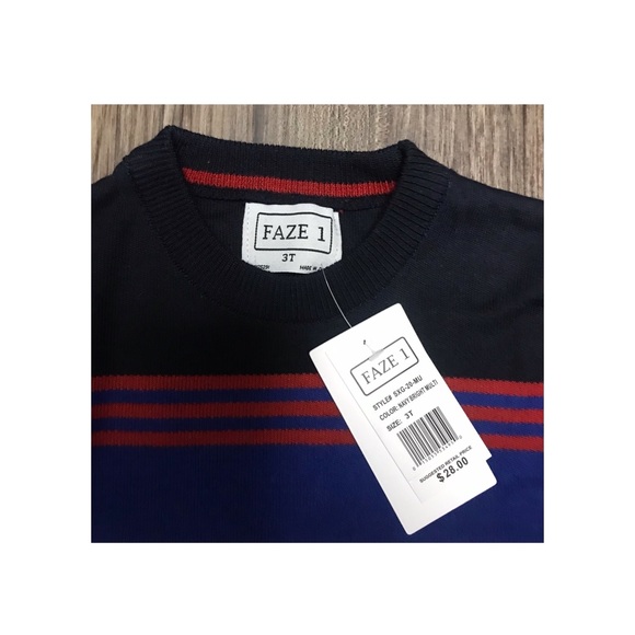 Toddler Sweater Size 3T - Picture 2 of 2